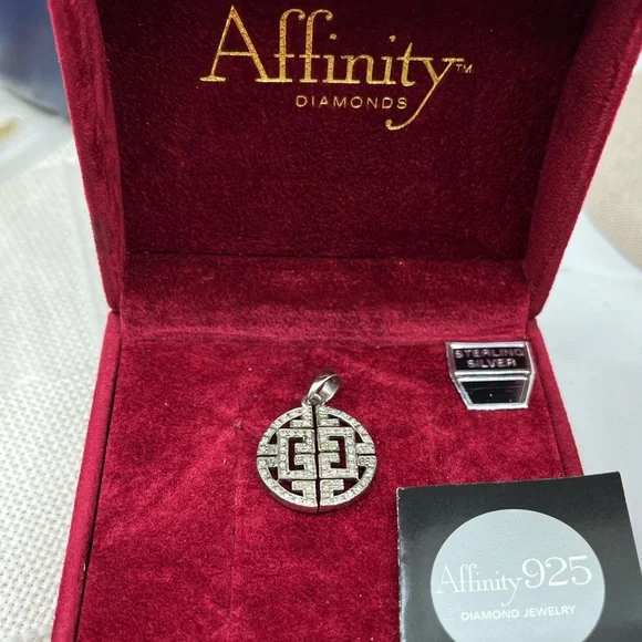 Vintage Affinity 925 Sterling Silver Real Diamond Pendant - Picture 12 of 16